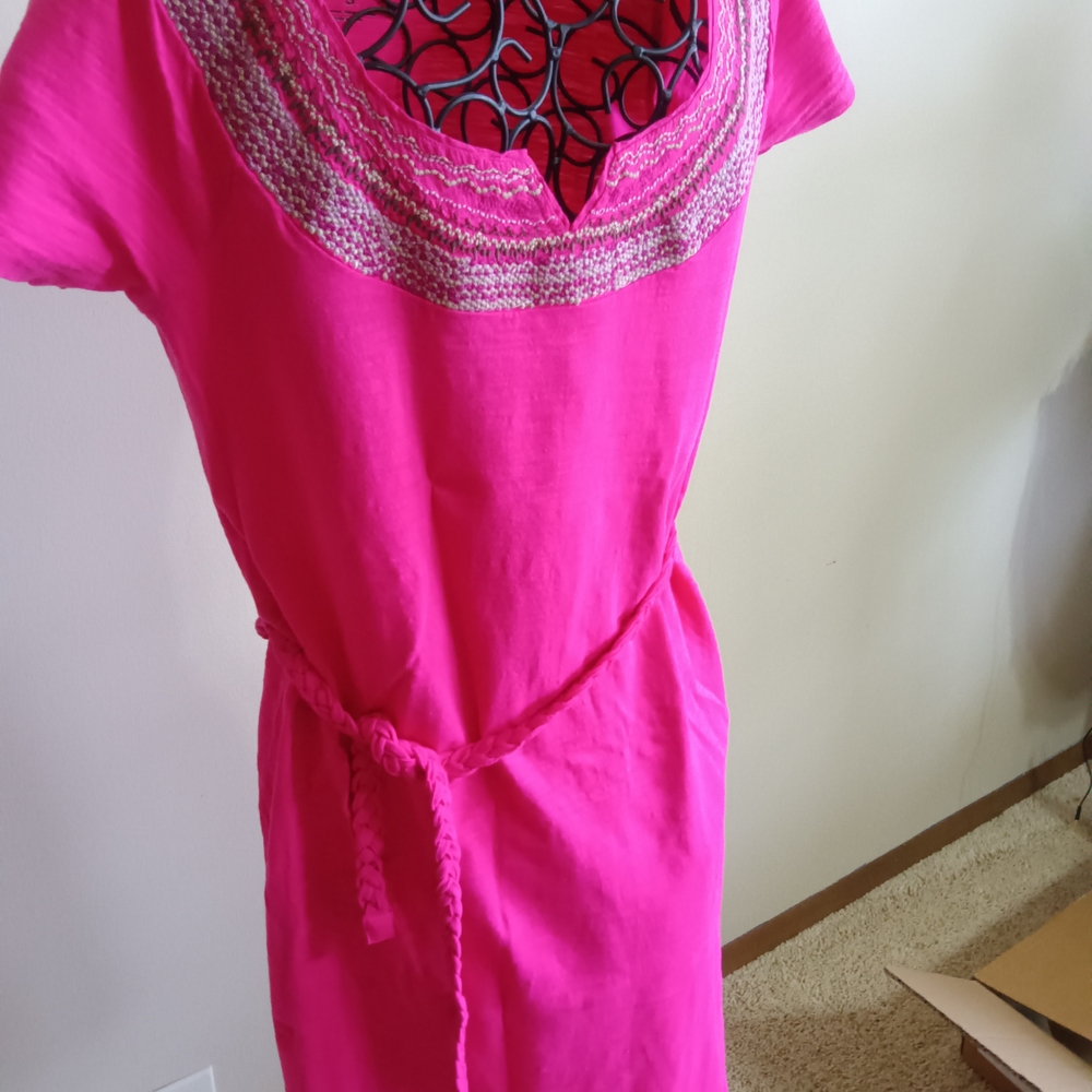 Nine West Fuchsia Top